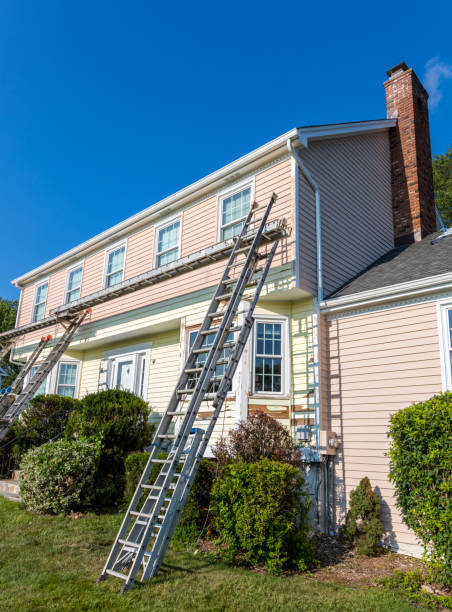 Siding Removal and Disposal in Kennedale, TX